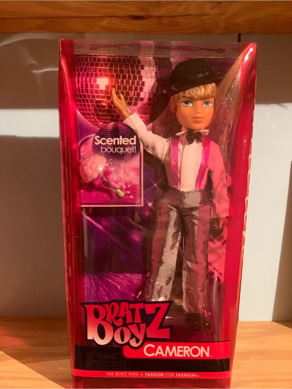 Bratz Boyz Cameron Doll - Disco Outfit
